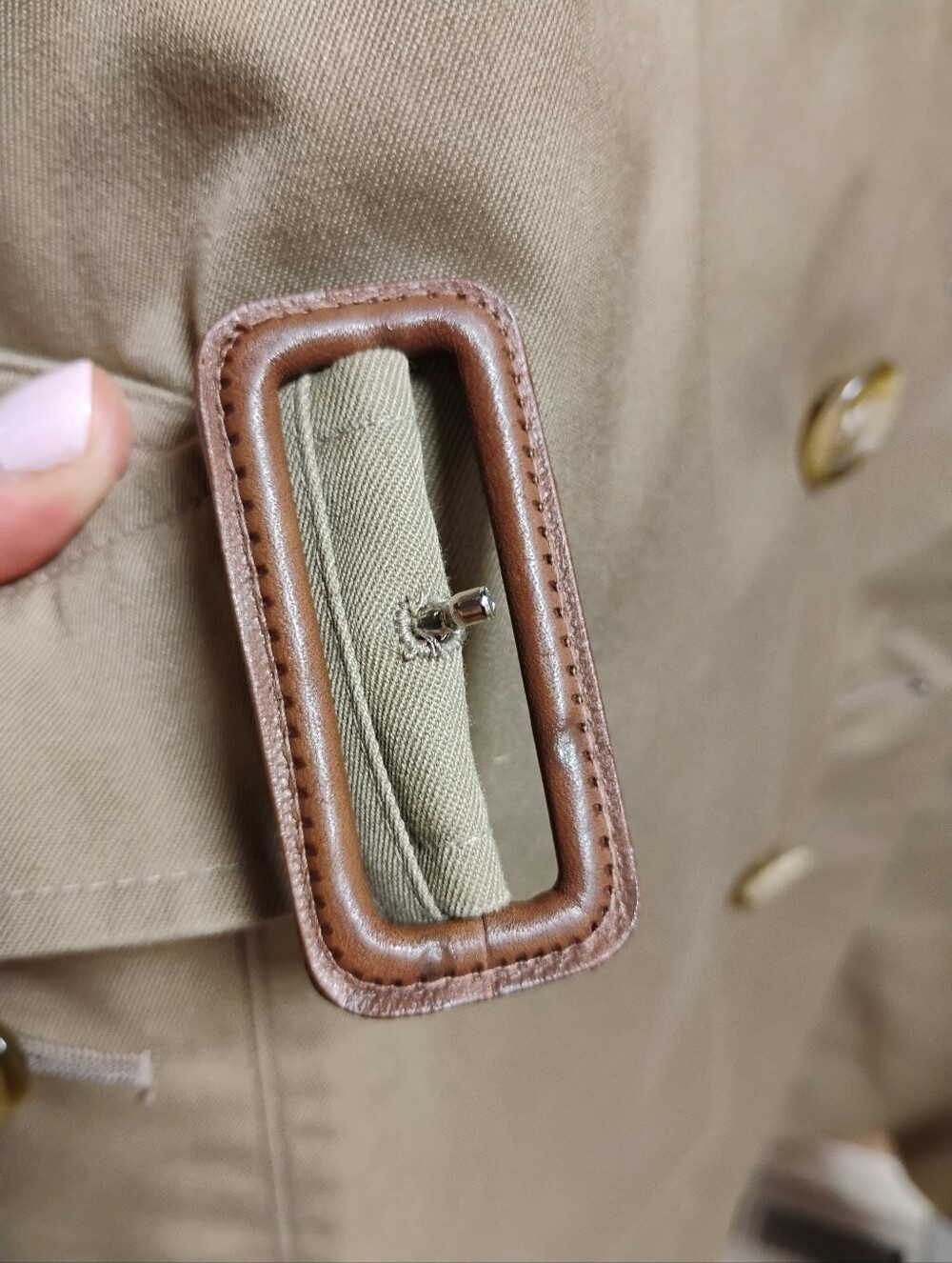 Vintage Burberry Classic Beige Double-Breasted Trench Coat, With Removable Liner - Picture 10 of 16